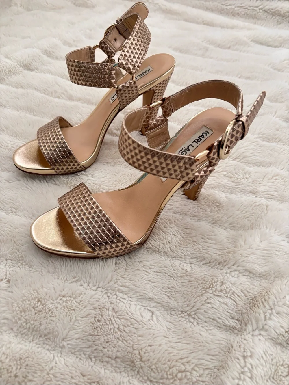 Karl Lagerfeld Paris Gold Textured Block Heel Sandals Size 7